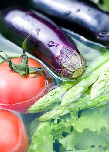 蔬菜可以長時間浸泡嗎？長時間浸泡蔬菜會增加致癌物嗎