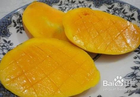 芒果怎麼吃？芒果怎樣剝皮？芒果剝皮方法