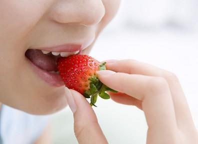 哺乳期可以吃草莓嗎？哺乳期吃草莓有什麼好處