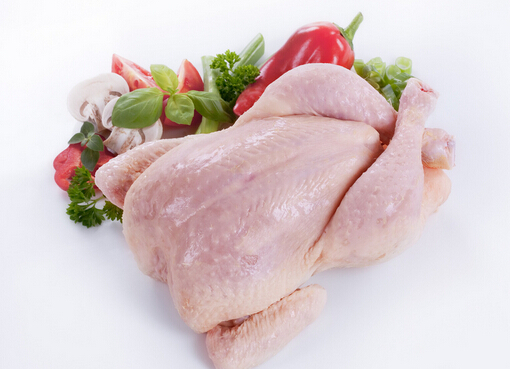 切菜有講究-帶脆骨的雞肉用側切法